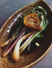 Load image into Gallery viewer, Soy-Pickled Ramps (San Maneul Jangajji)